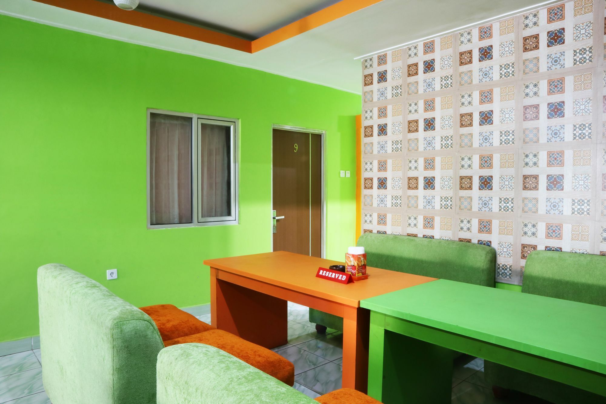 Seungit Syariah Inn Tebet Mitra Reddoorz Yakarta Exterior foto