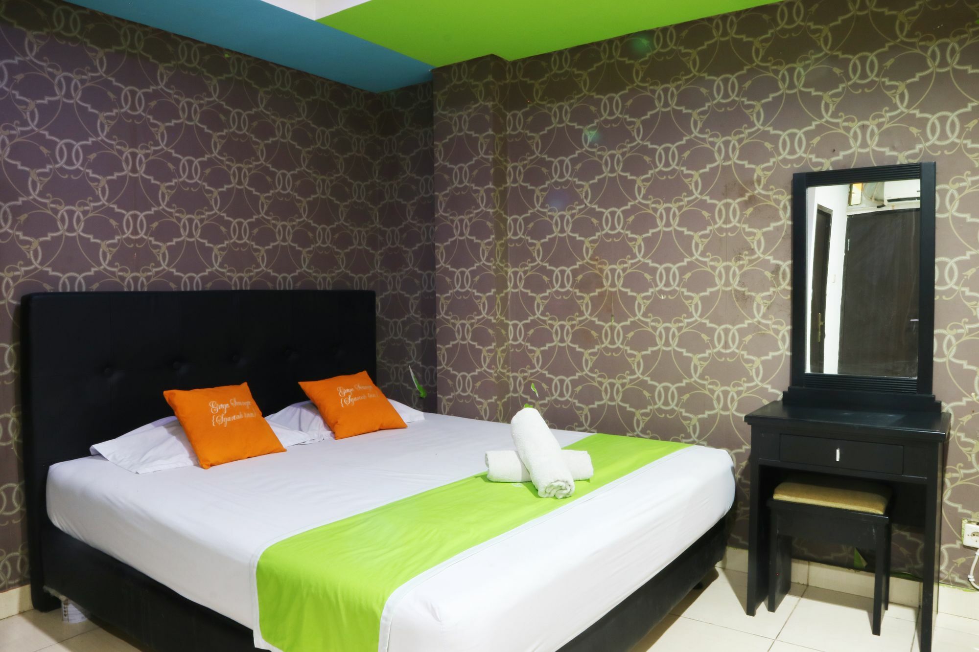 Seungit Syariah Inn Tebet Mitra Reddoorz Yakarta Exterior foto